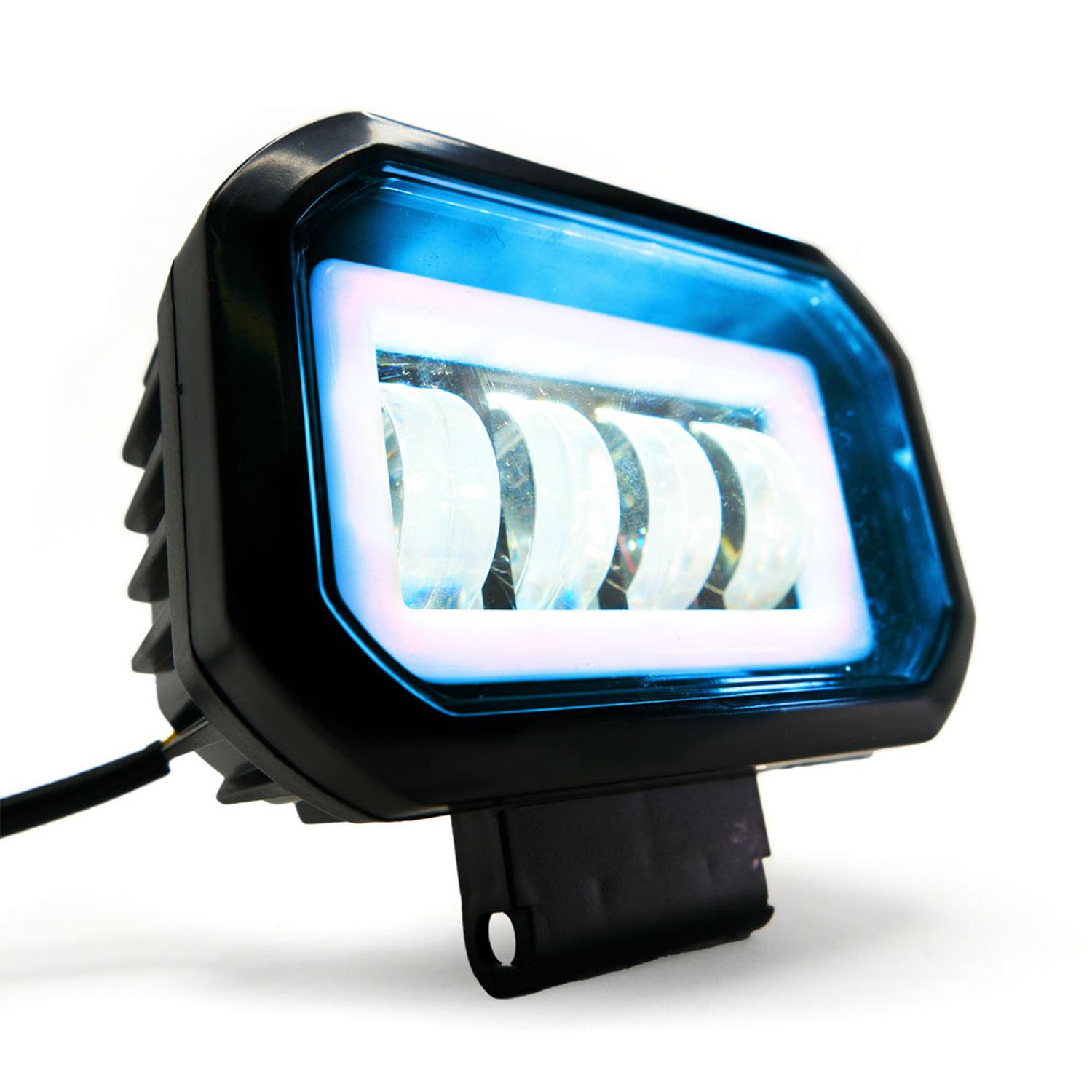 FARO AUXILIAR LED CON LUPA CUADRADO CON 4 LED OJO DE ANGEL CON LUZ BLANCA FIJA Y ESTROBO PARA MOTOCI